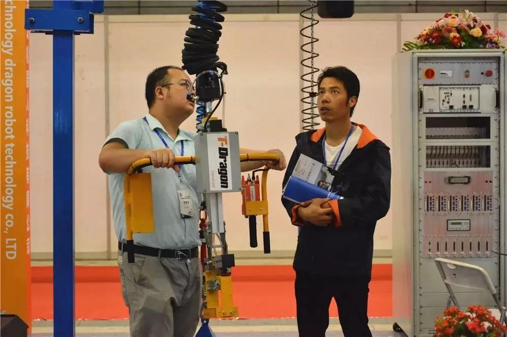 安徽技龙机器人科技有限公司成立安徽物料搬运方案解决中心